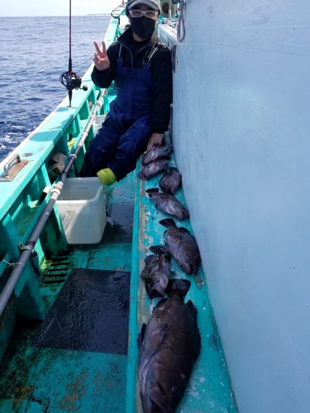 進誠丸 釣果