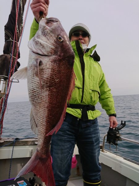 鷹王丸 釣果