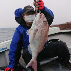 鷹王丸 釣果