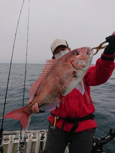 鷹王丸 釣果