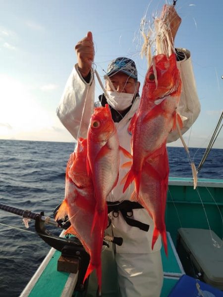 三昭丸 釣果