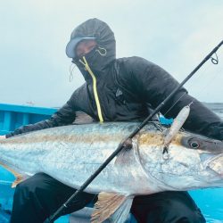 松鶴丸 釣果