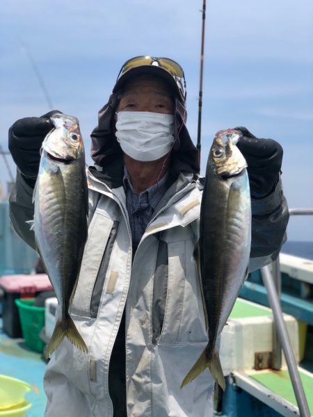 丸万釣船 釣果