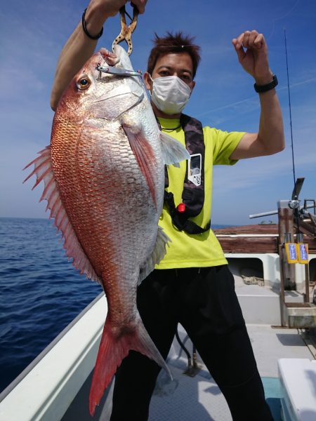 鷹王丸 釣果