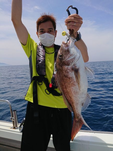 鷹王丸 釣果