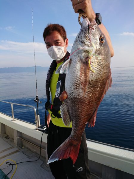 鷹王丸 釣果