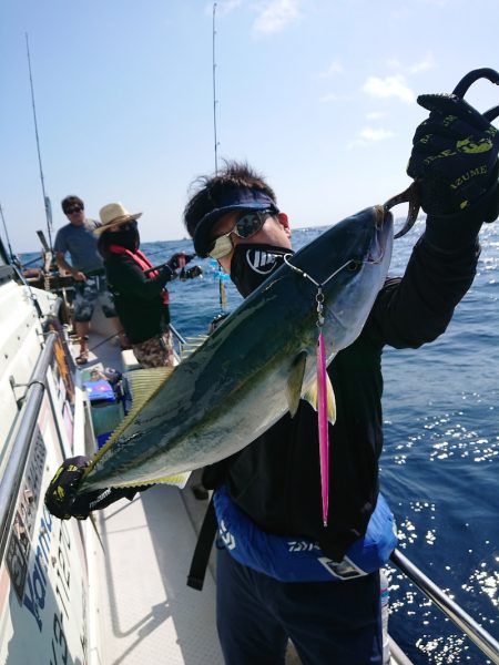 鷹王丸 釣果