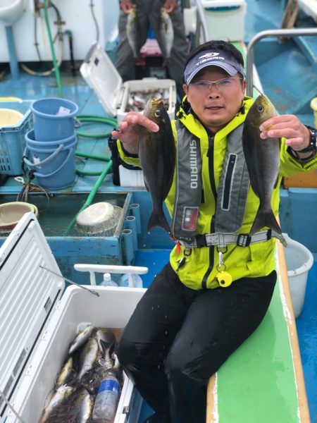 丸万釣船 釣果