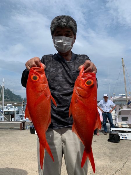 晃山丸 釣果