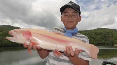 フィッシングレイクたかみや 釣果