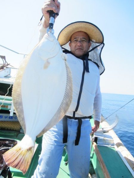 真祐丸 （しんゆうまる） 釣果