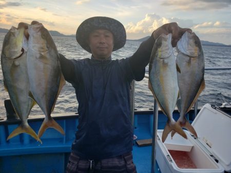 丸万釣船 釣果