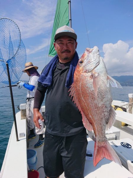 エンペラー 釣果