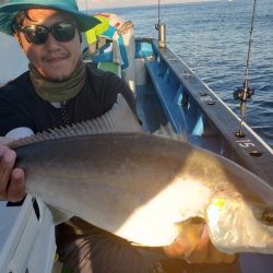 丸万釣船 釣果