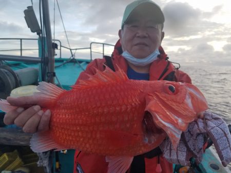 進誠丸 釣果