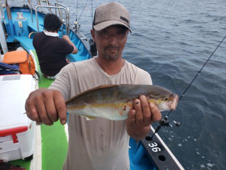 丸万釣船 釣果