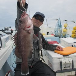 隆星丸 釣果