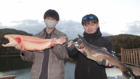 フィッシングレイクたかみや 釣果