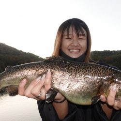 フィッシングレイクたかみや 釣果