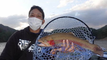 フィッシングレイクたかみや 釣果