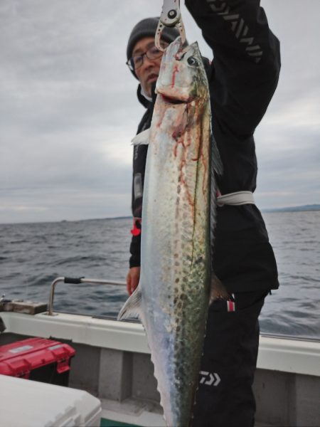 鷹王丸 釣果