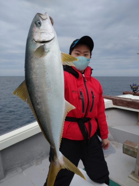 鷹王丸 釣果