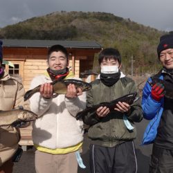 フィッシングレイクたかみや 釣果