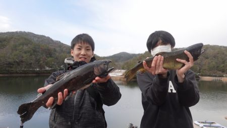 フィッシングレイクたかみや 釣果