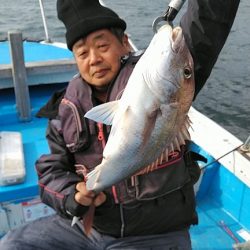 フィッシングガイド りょう 釣果