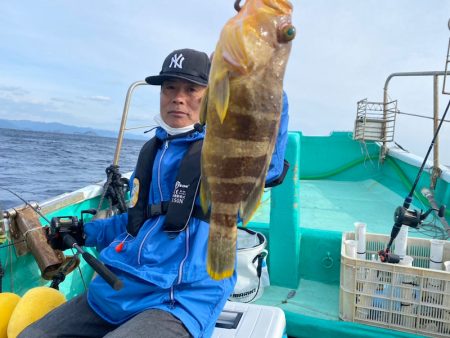 和栄丸 釣果