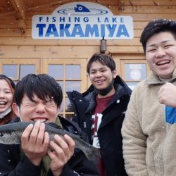 フィッシングレイクたかみや 釣果