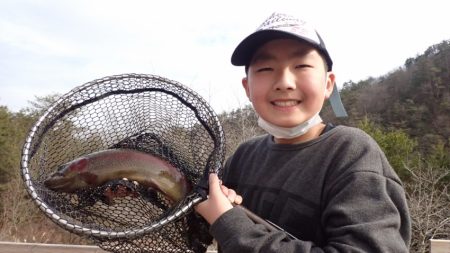 フィッシングレイクたかみや 釣果