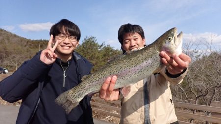 フィッシングレイクたかみや 釣果