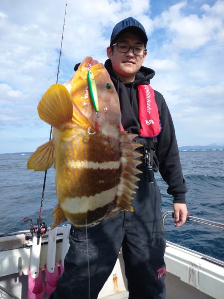 鷹王丸 釣果