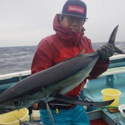 丸万釣船 釣果