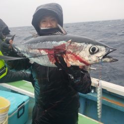 丸万釣船 釣果