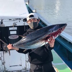 丸万釣船 釣果