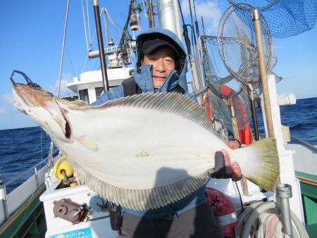 真祐丸 （しんゆうまる） 釣果