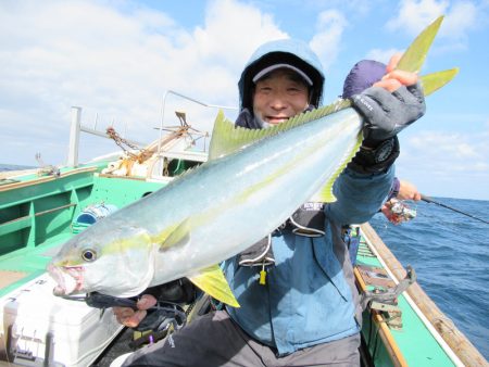 真祐丸 （しんゆうまる） 釣果