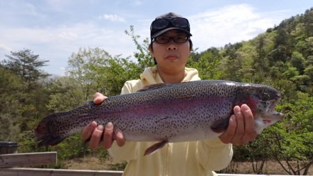 フィッシングレイクたかみや 釣果