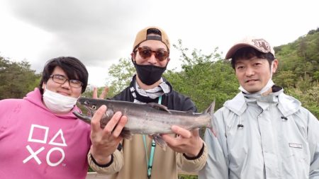 フィッシングレイクたかみや 釣果