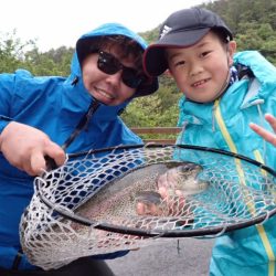 フィッシングレイクたかみや 釣果