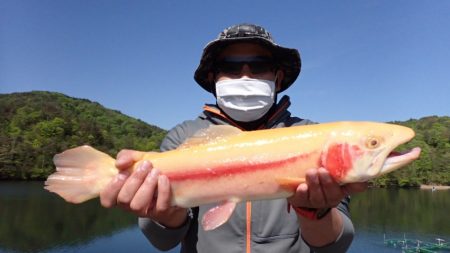 フィッシングレイクたかみや 釣果