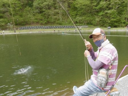 平谷湖フィッシングスポット 釣果