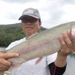 フィッシングレイクたかみや 釣果