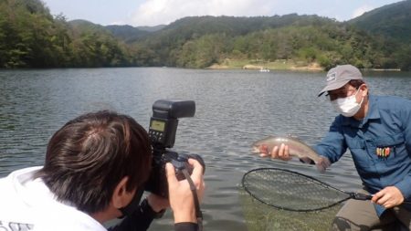 フィッシングレイクたかみや 釣果