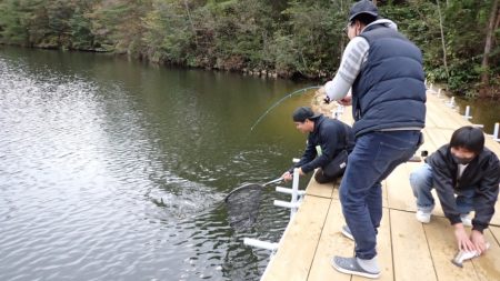 フィッシングレイクたかみや 釣果