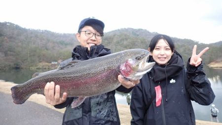 フィッシングレイクたかみや 釣果