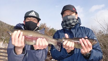 フィッシングレイクたかみや 釣果