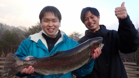 フィッシングレイクたかみや 釣果